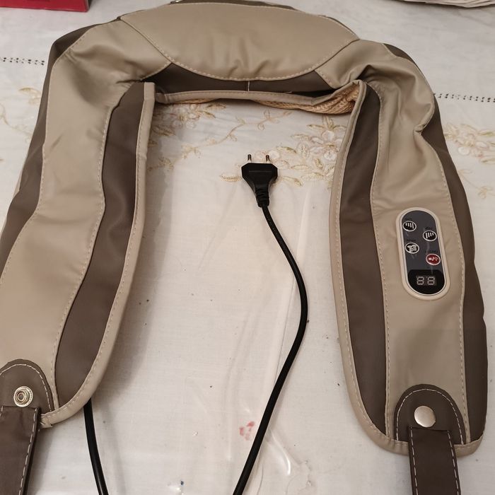 Массажер для шей