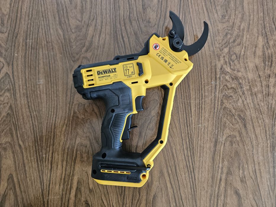 DeWALT DCMPP568N 18V Нова Ножица