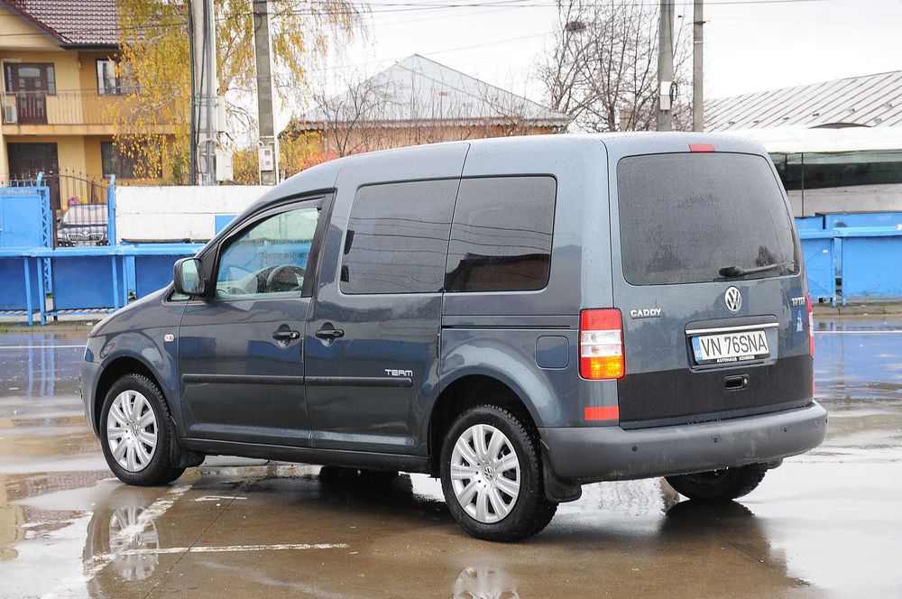 VW Caddy Team 5 usi 11.2009 1.9TDi 105 CP E4 AC/clima, Unic Proprietar