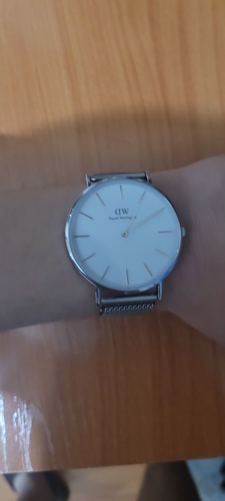 Наручные часы Daniel Wellington