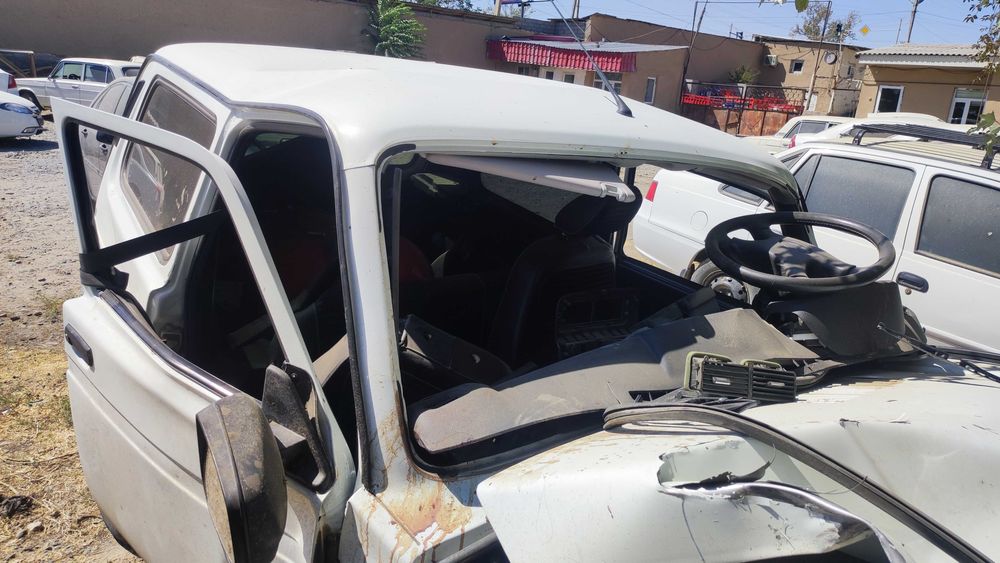 Аварийный Нива сотилади