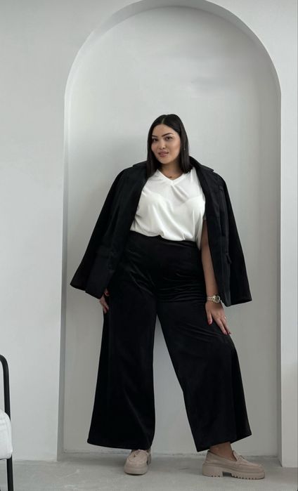 Костюм женский вельветовый