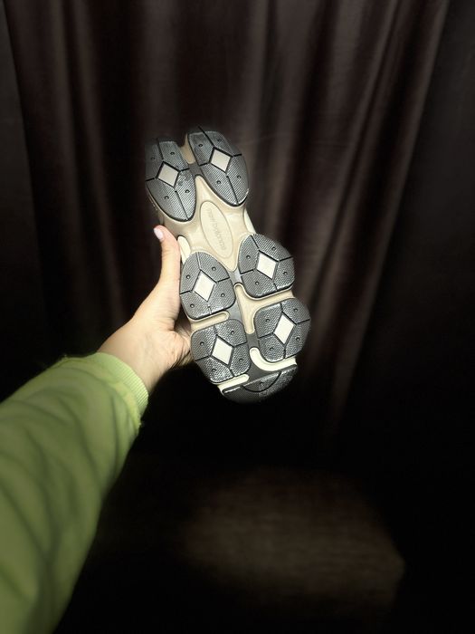 Vand adidasi new balace