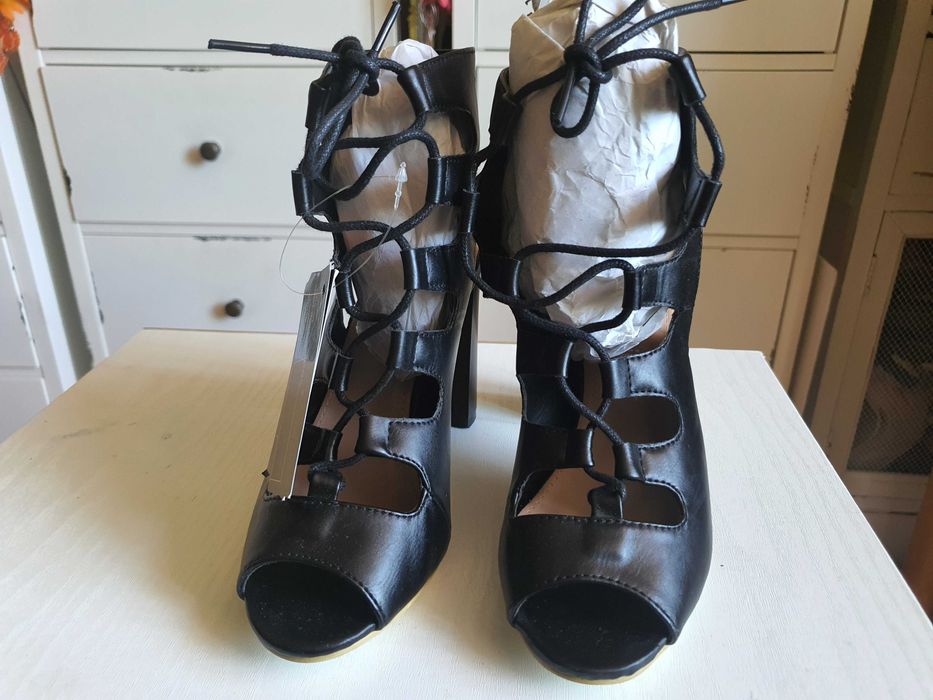 Sandale dama tip ghete