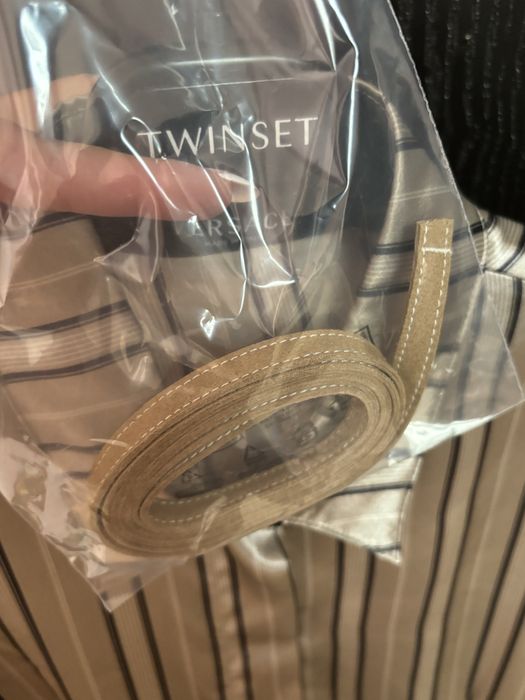 Рокля Versace.