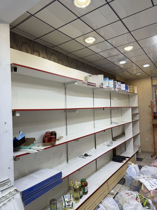 Продаю полочки с магазина