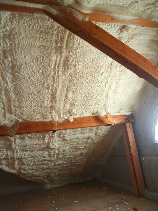 Izolații cu spumă poliuretanică