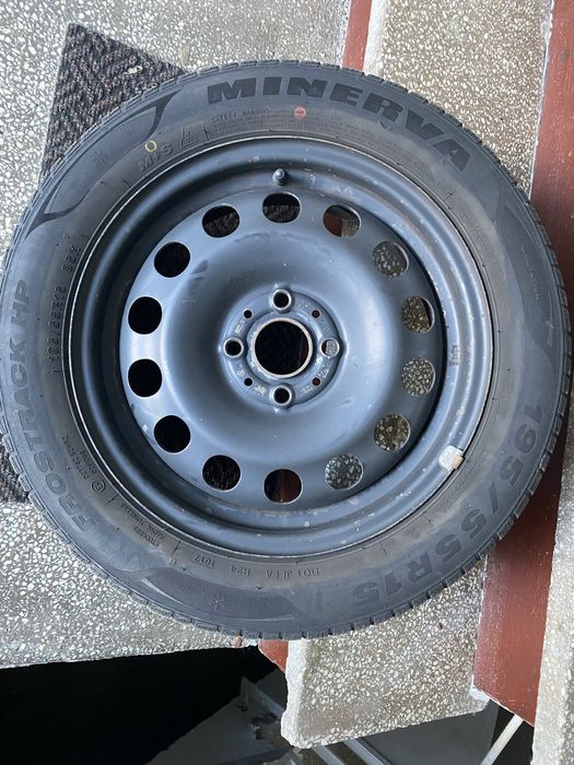 Set roti iarna 5.5J x 15 H2 ET 45. 4x100 anvelope Minerva