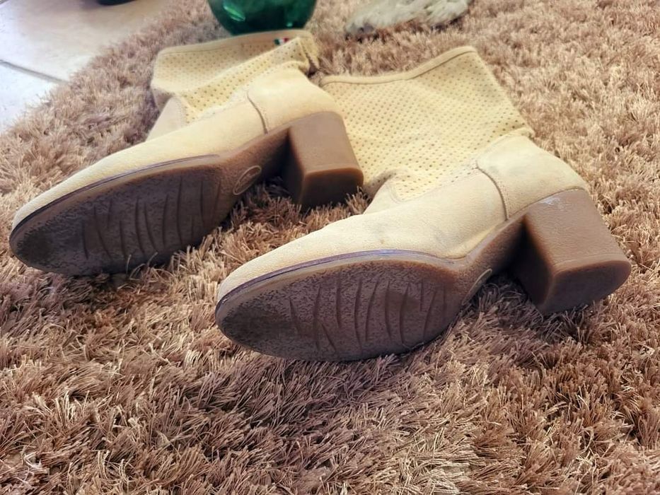 Cizme din piele intoarsa NOI, masura 39-40