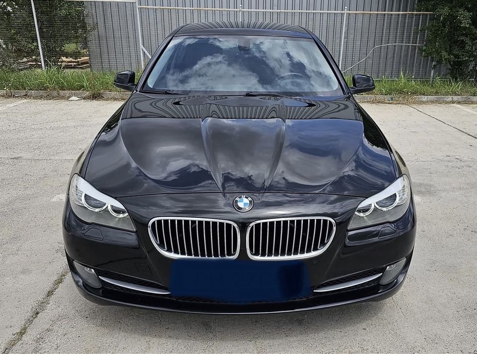 Dezmembrez BMW F10 530d 2011 negru