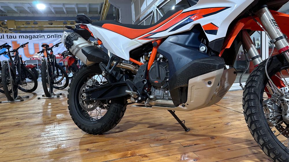 Motocicletă KTM 890 Adventure R