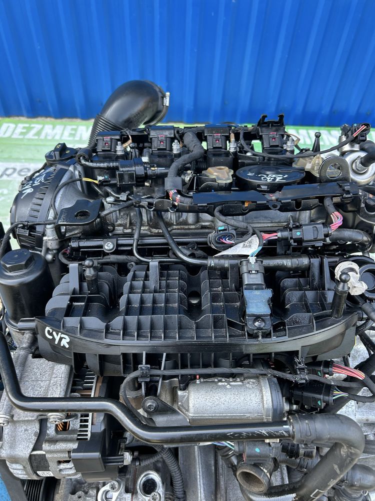 Rampă injectoare completă cu injectoare Audi Q5 2.0 Tfsi 2017