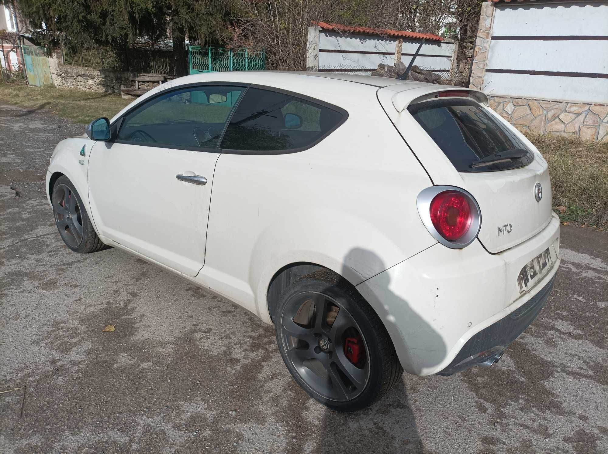 Alfa mito на части