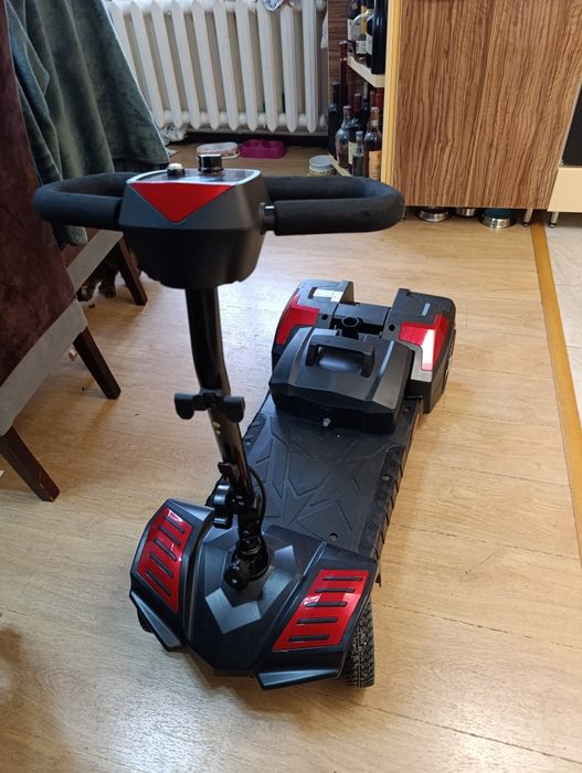 Vând scuter electric