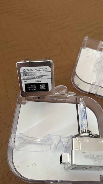 Чисто нови Ксенон крушки D1S от Farove Life