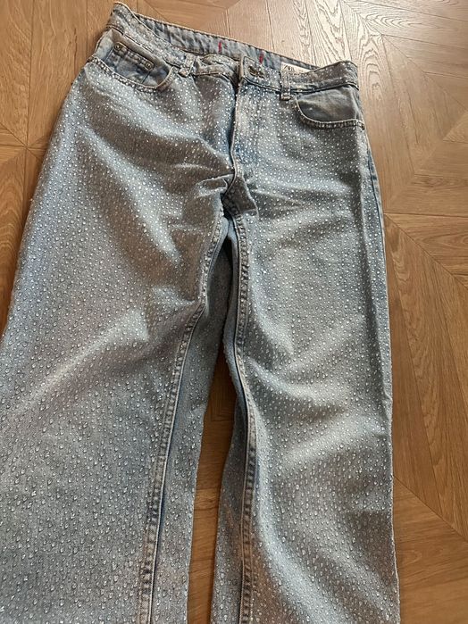 Дънки Зара с камъчета