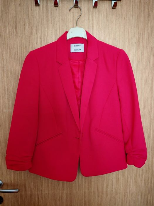 Дамско сако розово Bershka