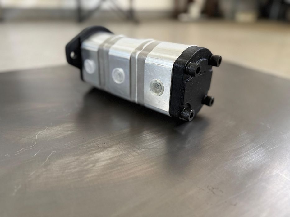 Pompa mini excavator JCB 20/202301
Part no JCB 20/202301
3000 ron