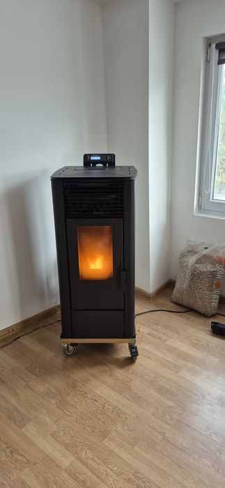 Soba șemineu peleți