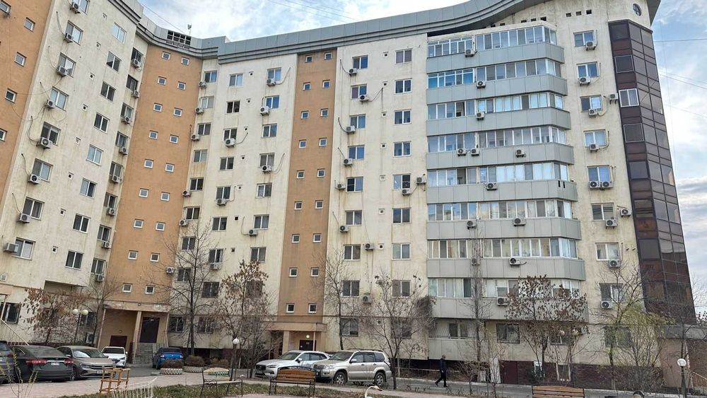 Продается 2х комн. квартира по ул. Сарыарка 40,     ЖК Жайык Толкыны