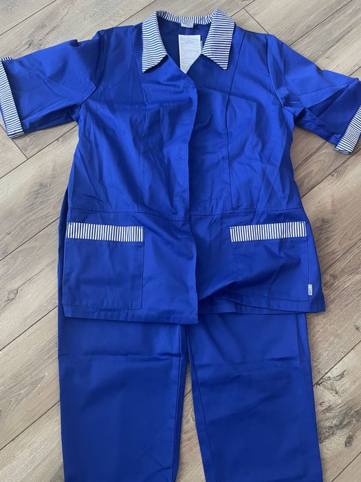 Медицинский костюм женский