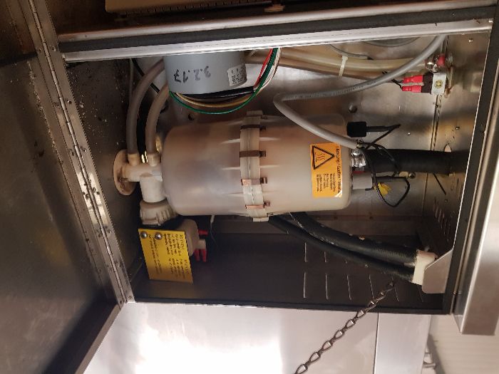 Dospitor automat multifunctional profesional MIWE 2010