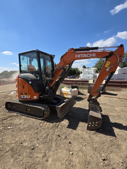 Compactor , excavator ,  bobcat pe senile