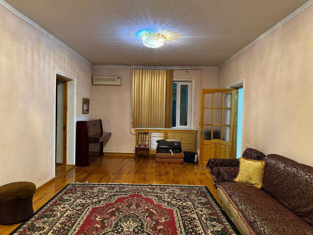 Домрабад, Дом 4,2 сотки (16 гор больница)