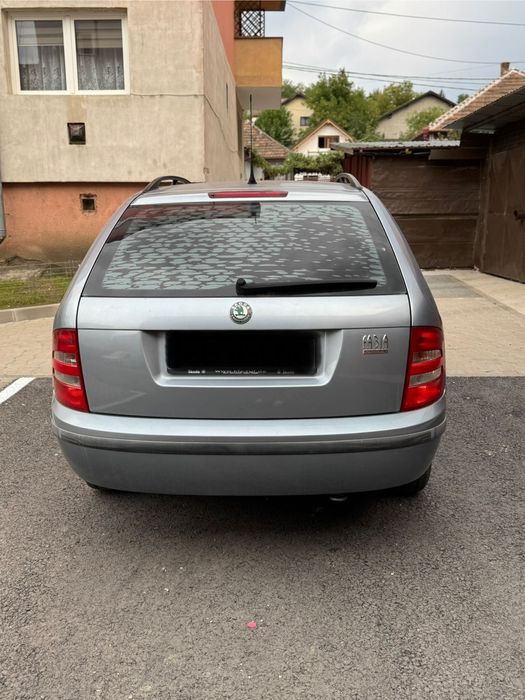 Vând Skoda Fabia combi