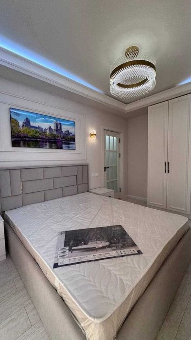 Срочно продается 3 комн! Гостиница Россия! Ойбек! Мирабадский! ID77