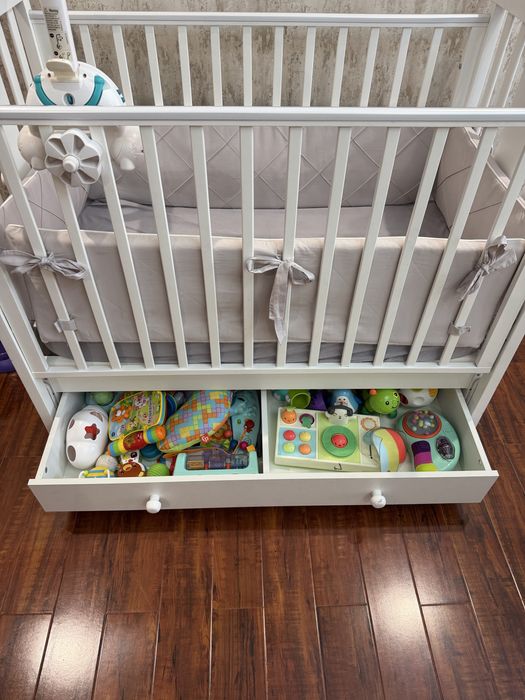 Детская кроватка