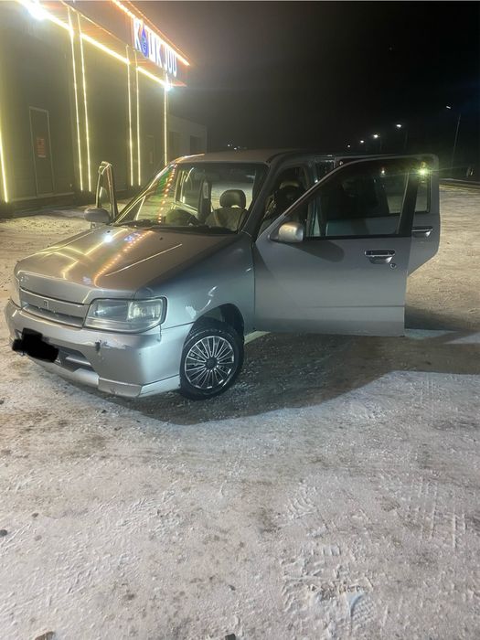 Продам Nisan cude