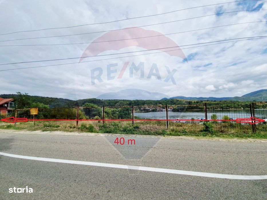 Teren Eselnita / 3187 mp / deschidere 40 m