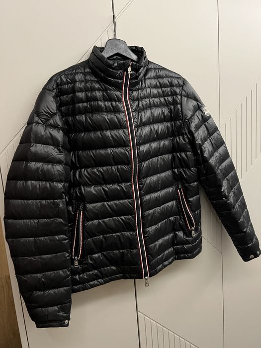 Мъжко яке Moncler