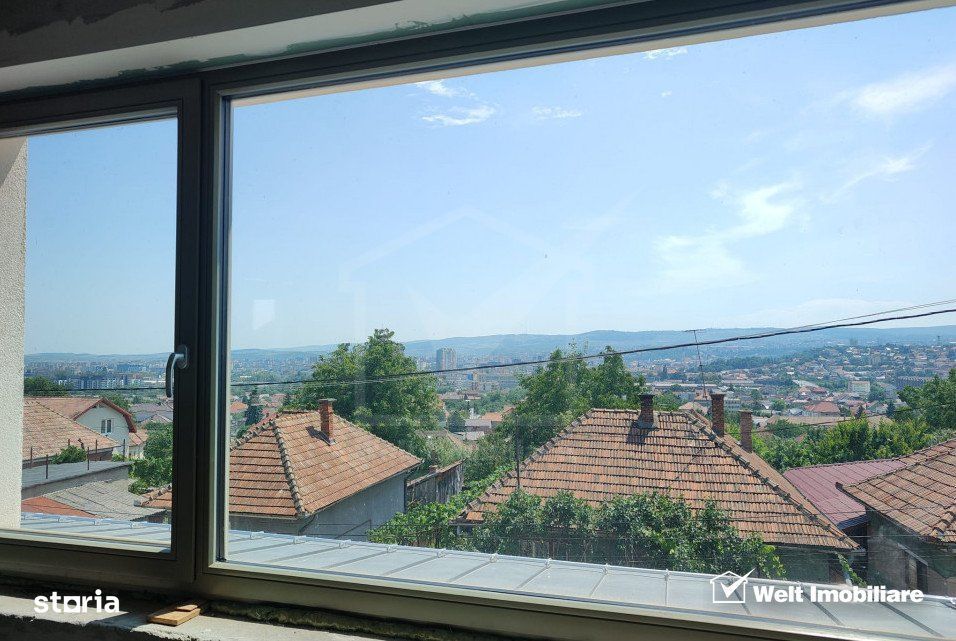 Casa premium, Dambul Rotund, vedere peste oras