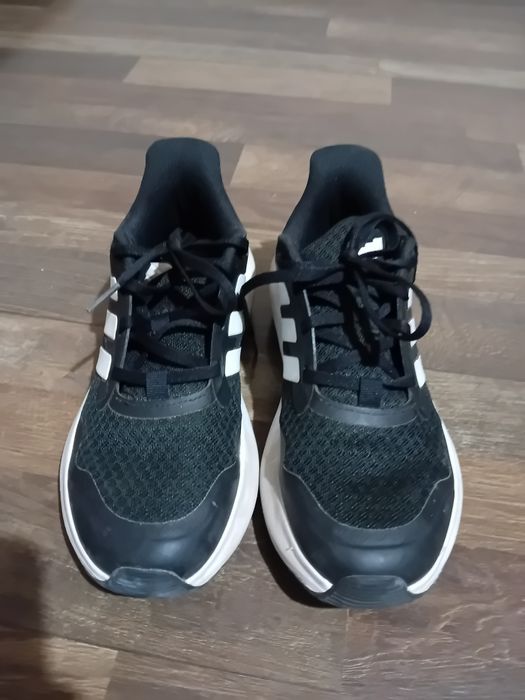 Маратонки Adidas