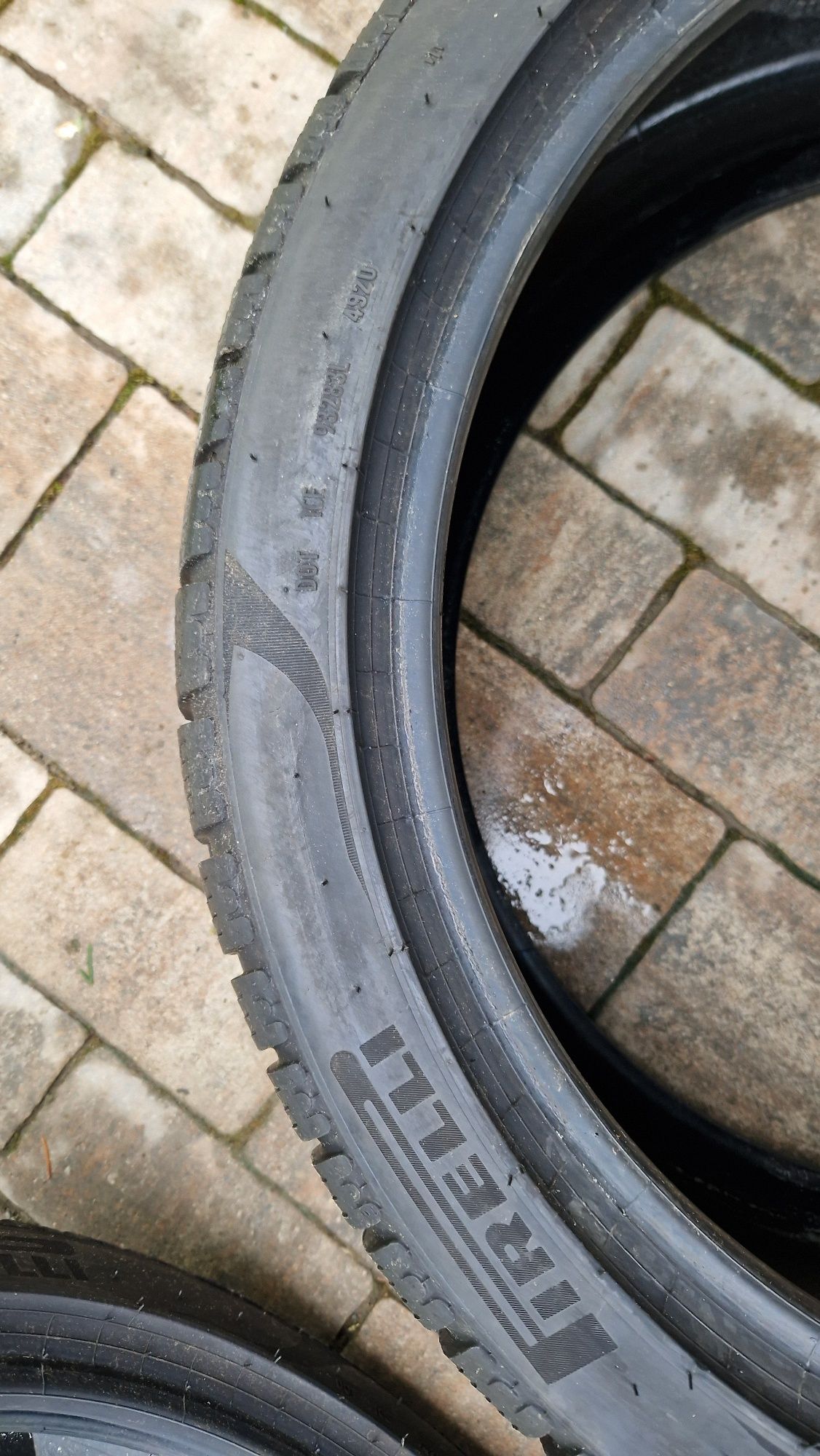 Anvelope iarna 245 40 r 19 Pirelli