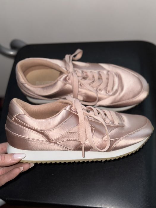 Adidași H&M 37 superbi