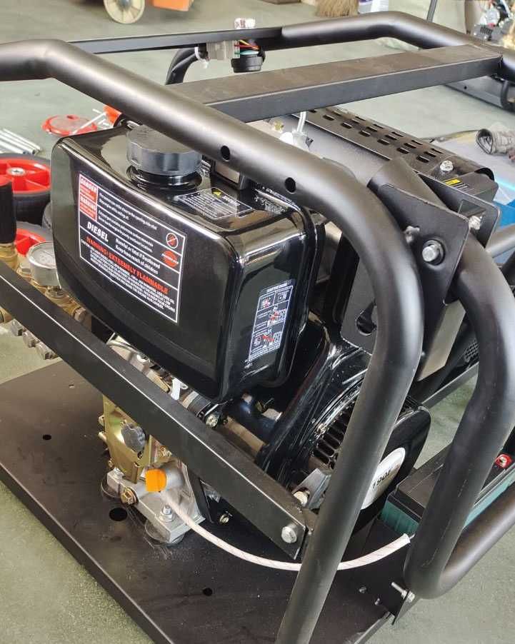 Pompa de spalat cu presiune 15HP cu motor disel Visoli