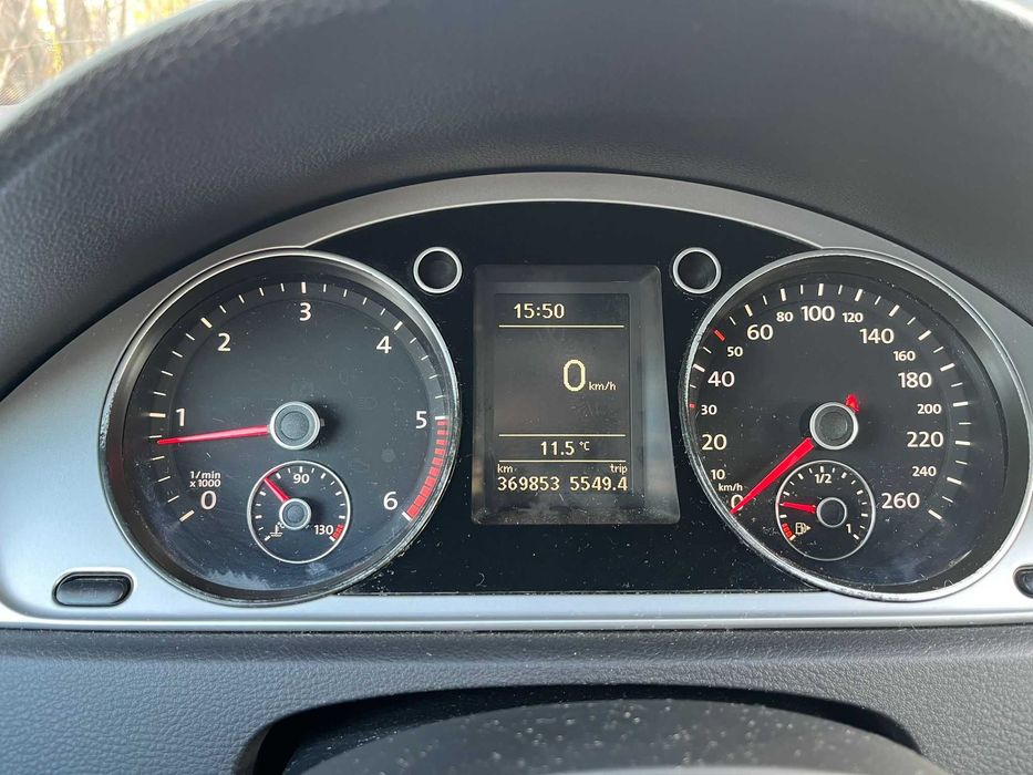 Vand VW Passat 1.6 TDI din 2011