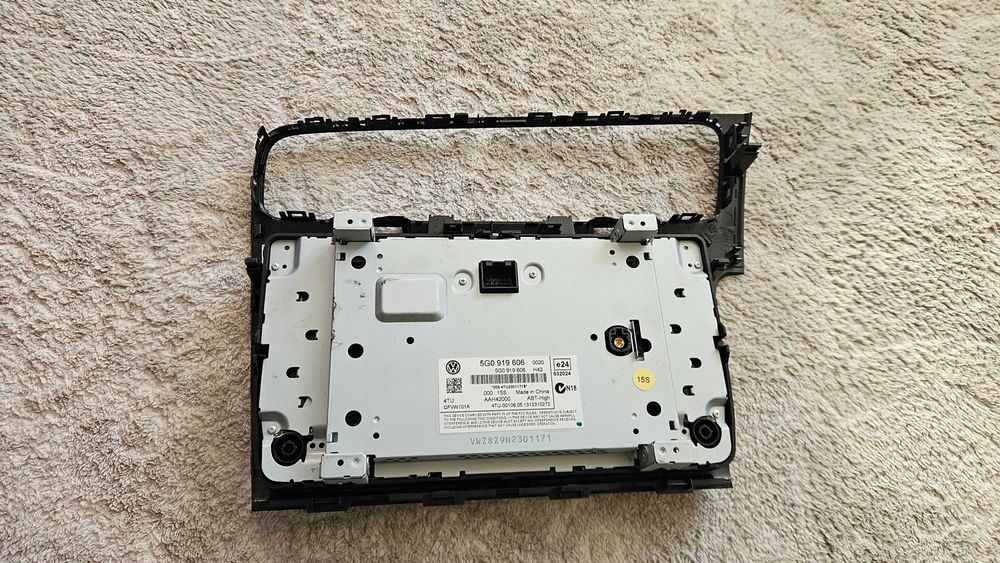 Навигация Медия за vw golf 7