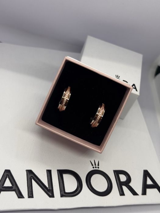 Пандора обеци Pandora