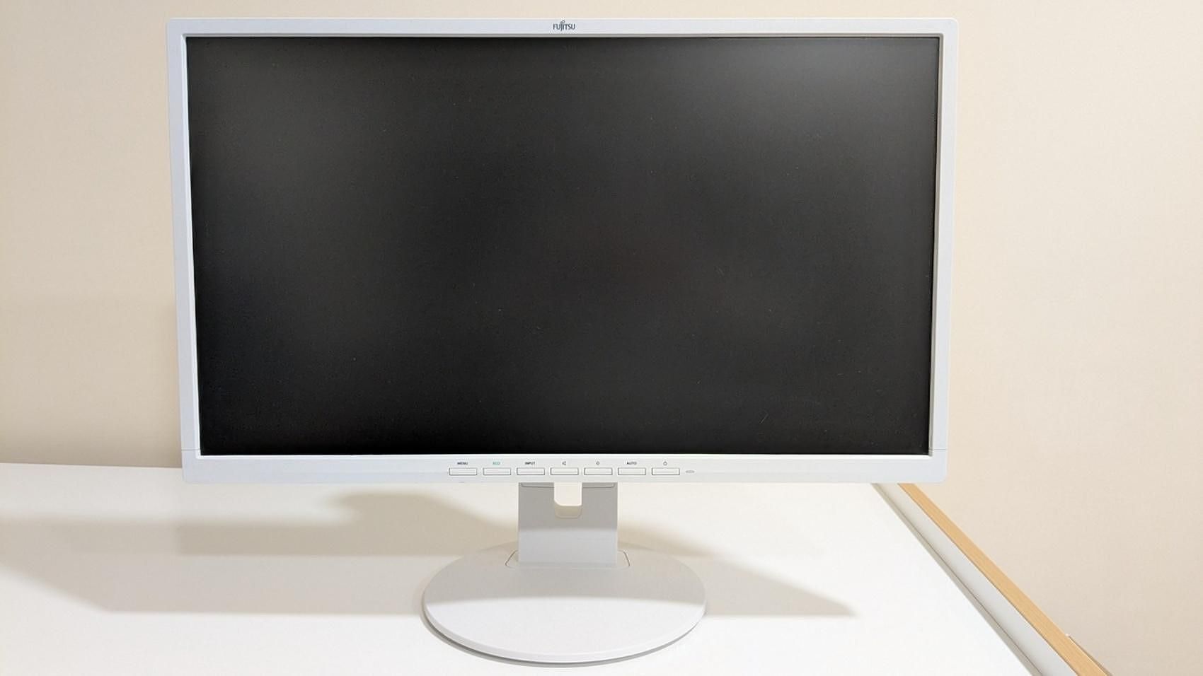 Fujitsu B24-8 TE PRO 23.8" 1920x1080 IPS употребяван монитор гаранция