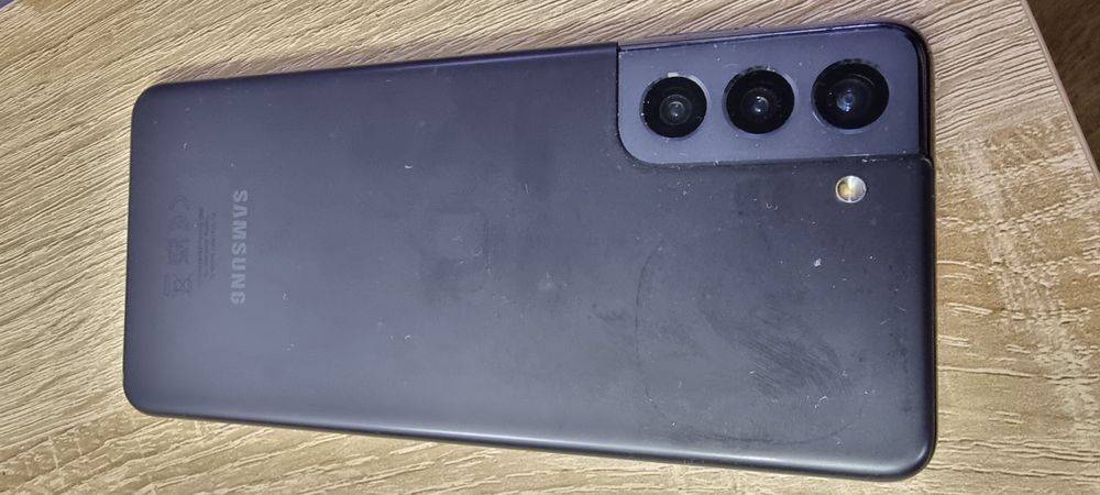 Samsung Galaxy S 21 5 G defect