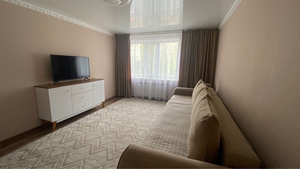 Продам 3-комнатную квартиру Назарбаева 204