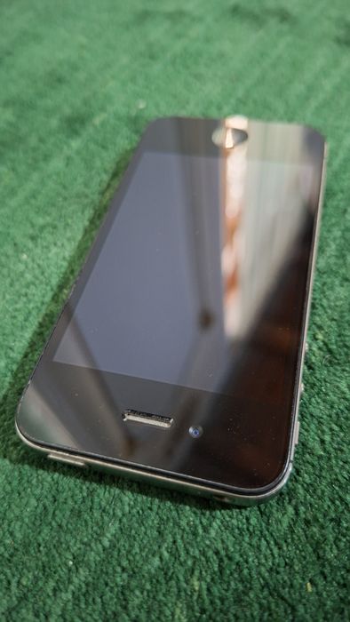 Iphone 4s ideal holatda