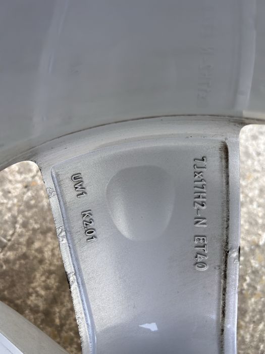Vand jante 17 originale vw cu anvelope