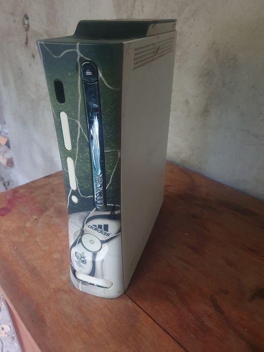 XBOX 360 конзола