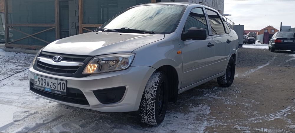 Лада гранта 2012год