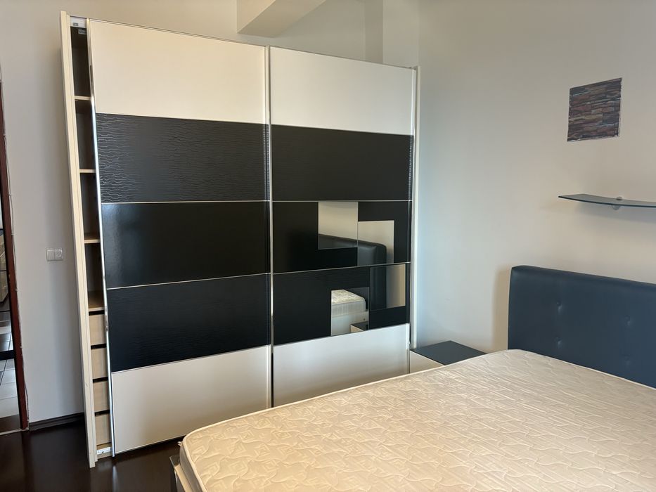 Apartament de inchiriat str Dorobantilor 3 camere si terasa